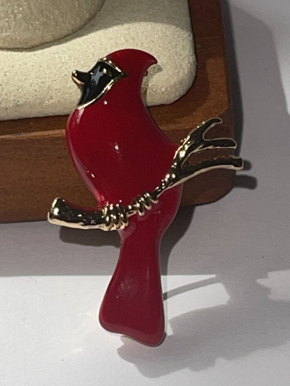 Bright Red Cardinal Brooch On Gold Tone Branch Vintage Style Pin Enamel Finish E